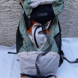 REI UL 45 HIKING BACKPACK  !!!