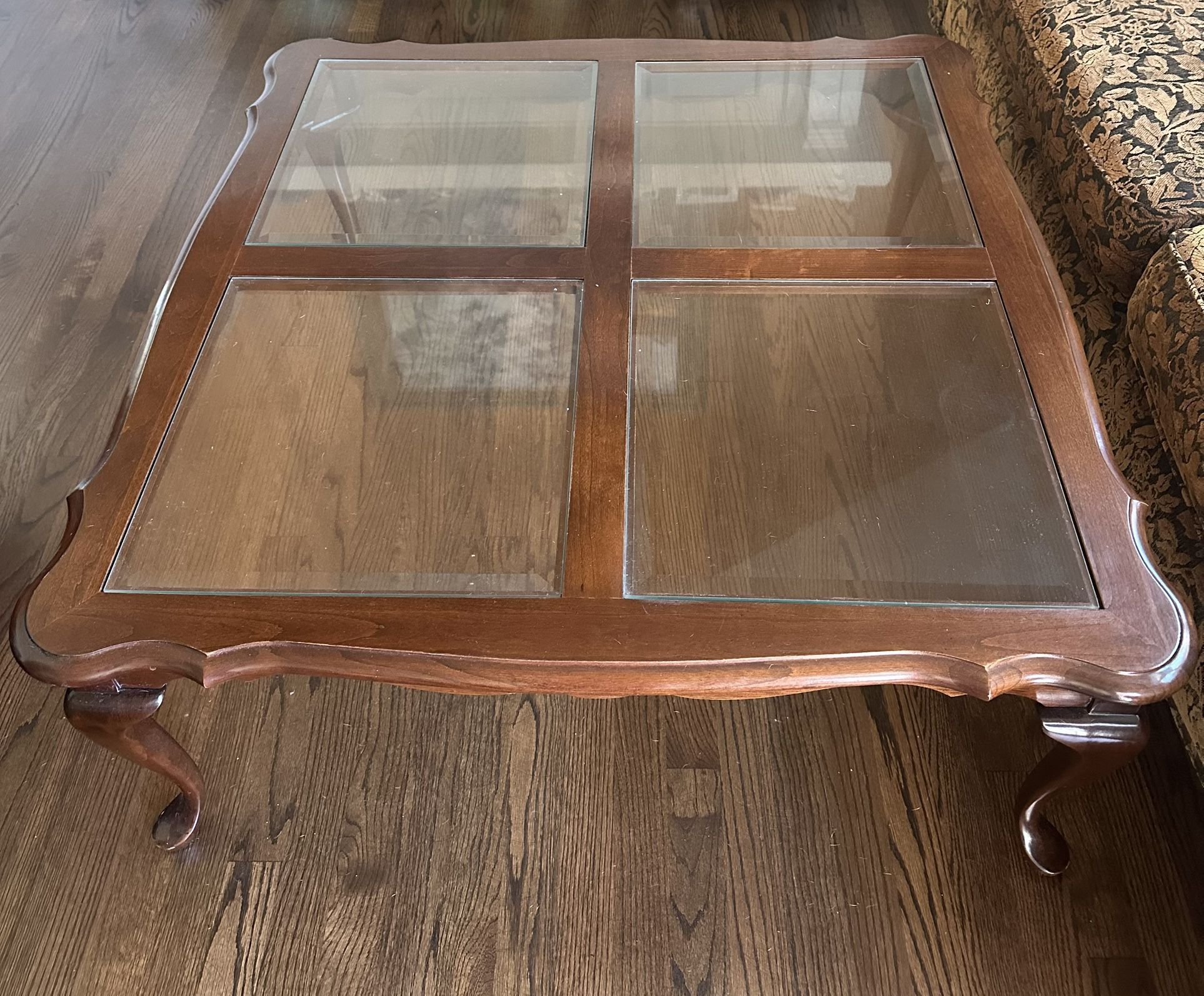 Coffee Table/solid Wood With Glass