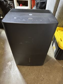 GE Dehumidifier ( 49 Pint) Capacity