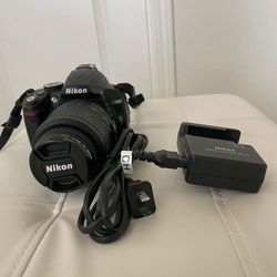 Nikon D3000 Digital camera