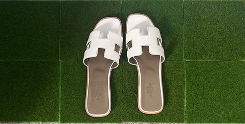 Women sandals