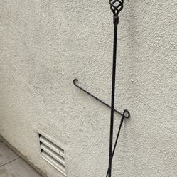 Black metal outdoor lawn Tiki stand and flag stake - Home Decor - Simi Valley 