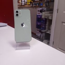 iPhone 12 64GB Mint Unlocked 425$ Cash Only