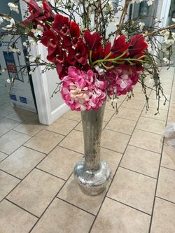 2 Flower Stands