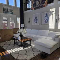 Sofa With 2 Storage Ottomans 