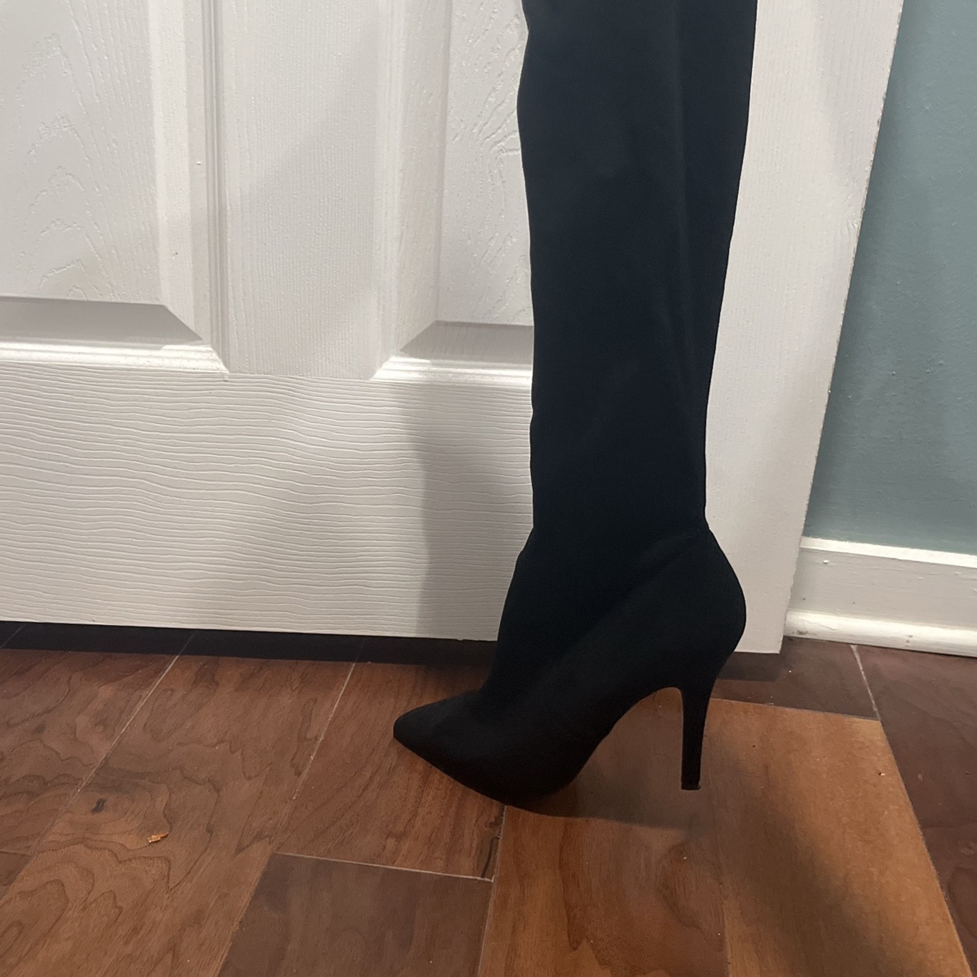 Midnight Black Aldo Fraella Heels Size 10