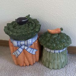 Fitz & Floyd Extra Large Canister & Lid Majolica “Vegetable Bowquet”