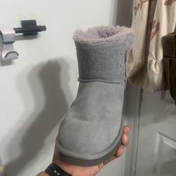 Uggs  Grey Size 9