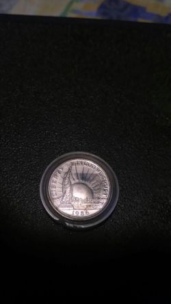 Statue of liberty half dollar