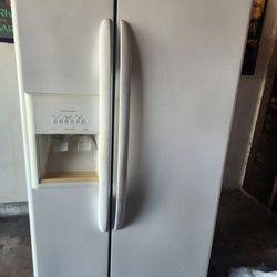 Emerson  2 Door Full Size Refrigerator & Freezer With Ice Maker & Water Line Great Condition!