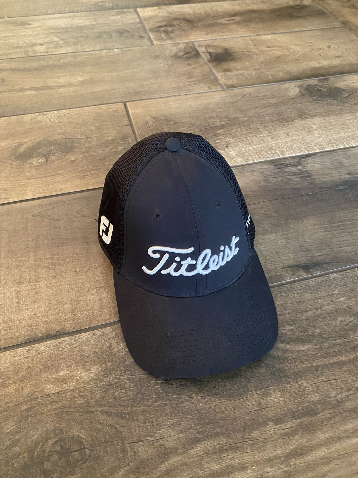 Titleist Pro V1 Hat Child Youth Size Comfortable Fit