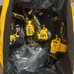 New Never Used Dewalt Set