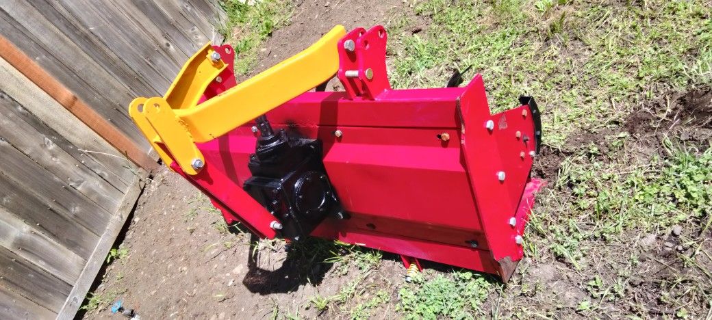 Rotary Tiller (Like Brand New)