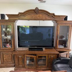 Tv Entertainment Center