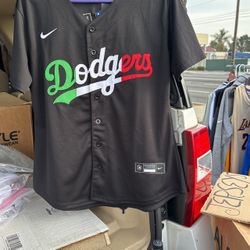 Dodgers Jersey Size XL Women
