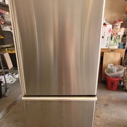 Refrigerator $350