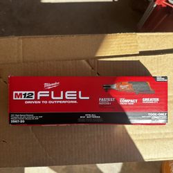 Milwaukee m12 3/8” high speed ratchet