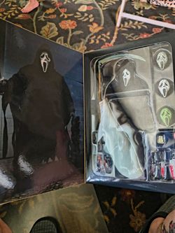 Ultimate Ghostface auction figure BRAND NEW in box.