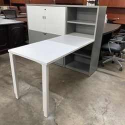 L shaped desk 