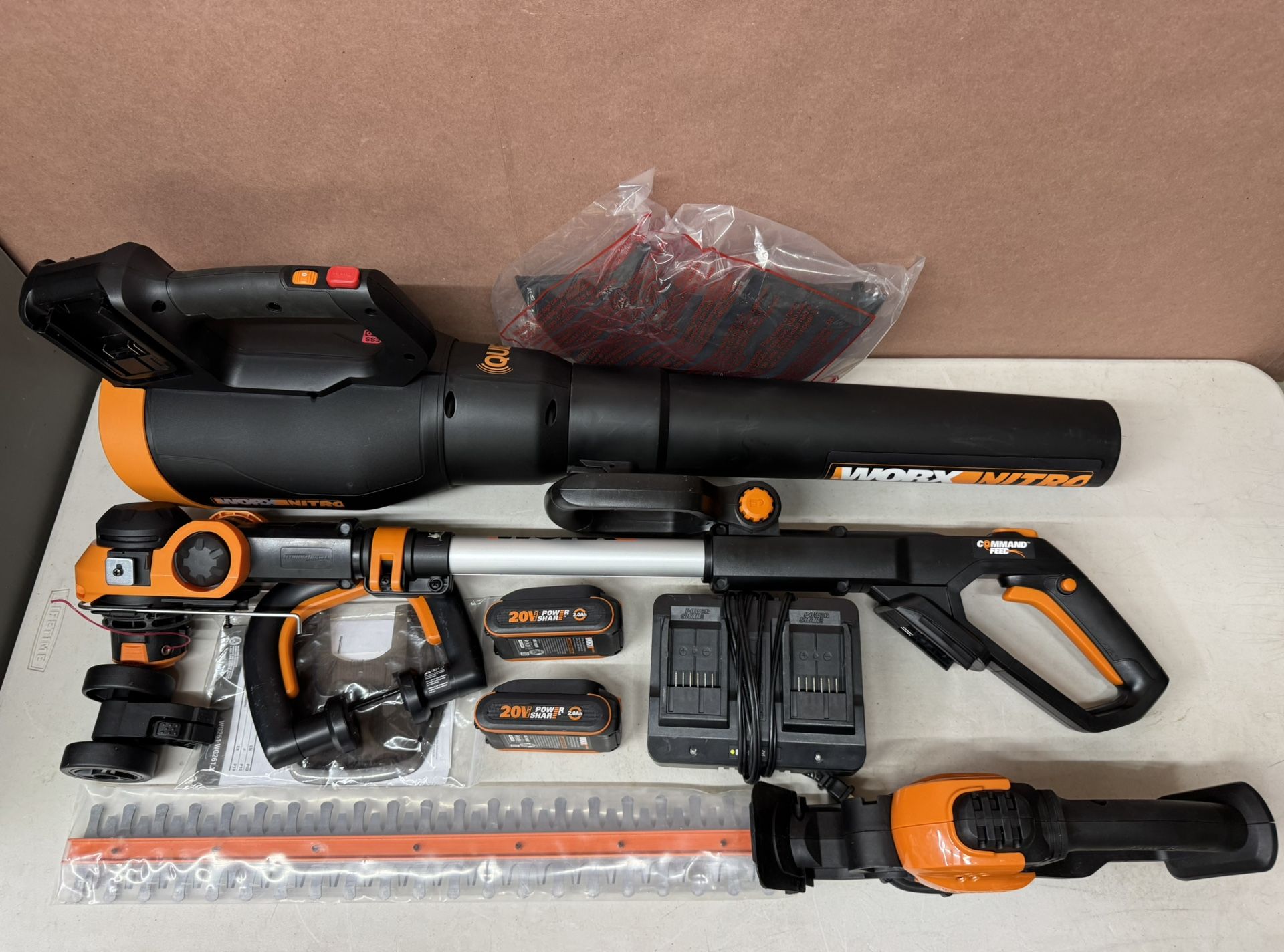 Worx PowerShare 20v Outdoor (3) Power Tool Combo, Brand New