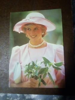 Princess Diana Sent Postcard So As You See It's Been Used, And The Second  Picture Of Her Has Her Announcement On The Back . Condition Is  Decent.Sold