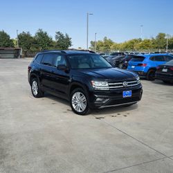 2020 Volkswagen Atlas SE W/ Tech