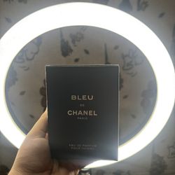 Blue De  Chanel