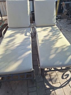 Pool side bed