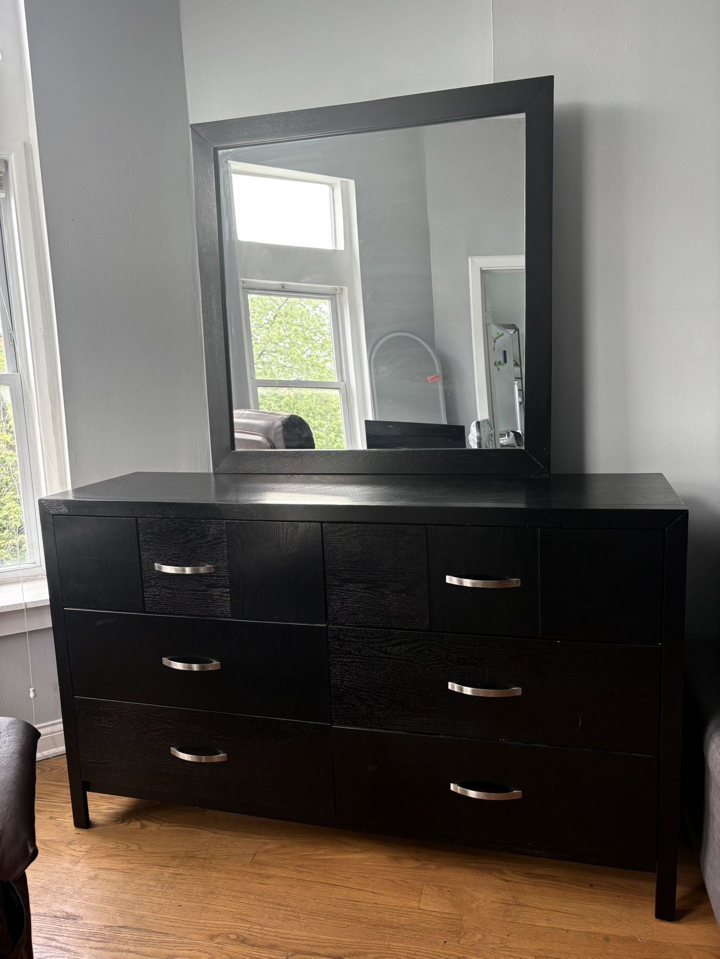 Dresser with Mirror