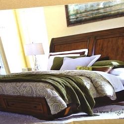 King Bed Frame With Lingerie Chest