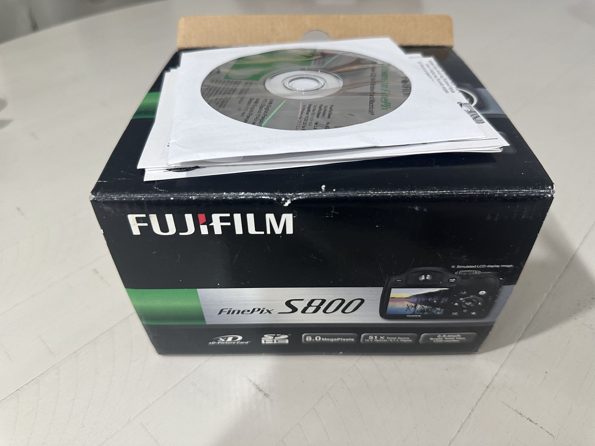 Fujifilm Finepix S800