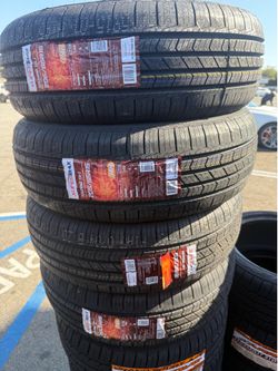 Vendo 205/65/R15 Nuevas las 4 Llanta Por $260