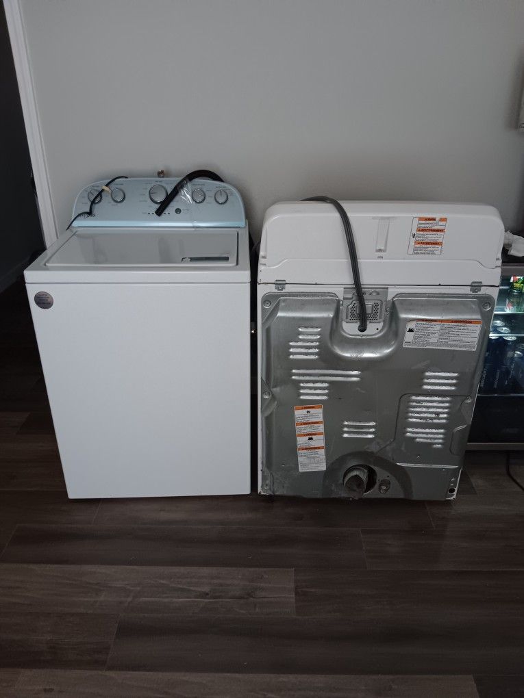 Whirlpool Washer & Dryer