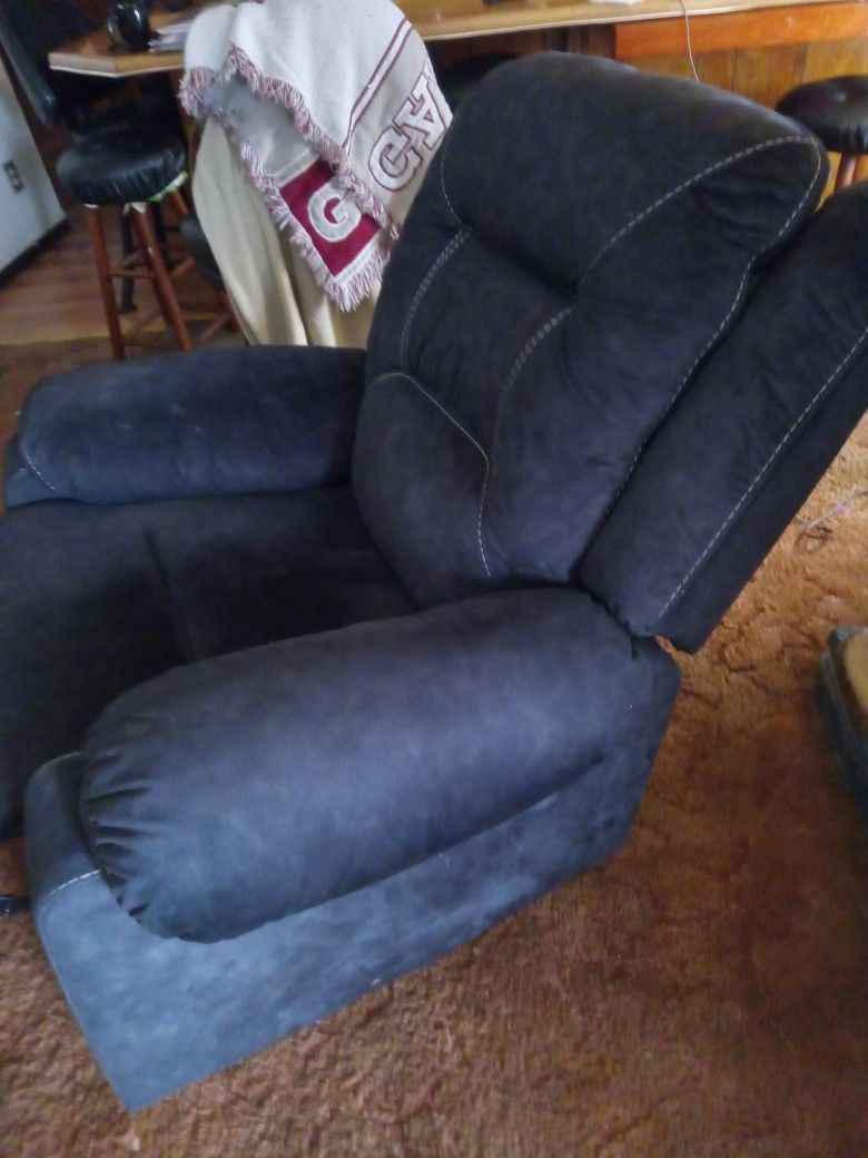 Lay-Z Boy Chair