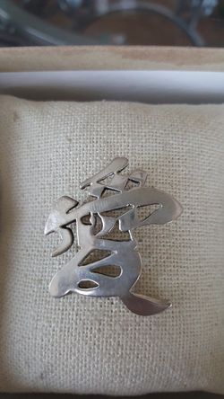 Sterling silver Chinese love symbol brooch pin hand made