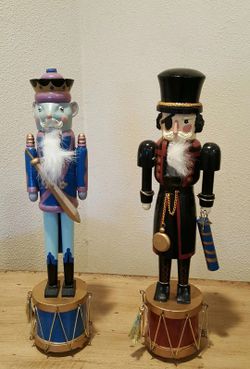 decorative wooden nutcrakers