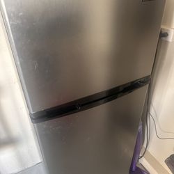 Medium Fridge 