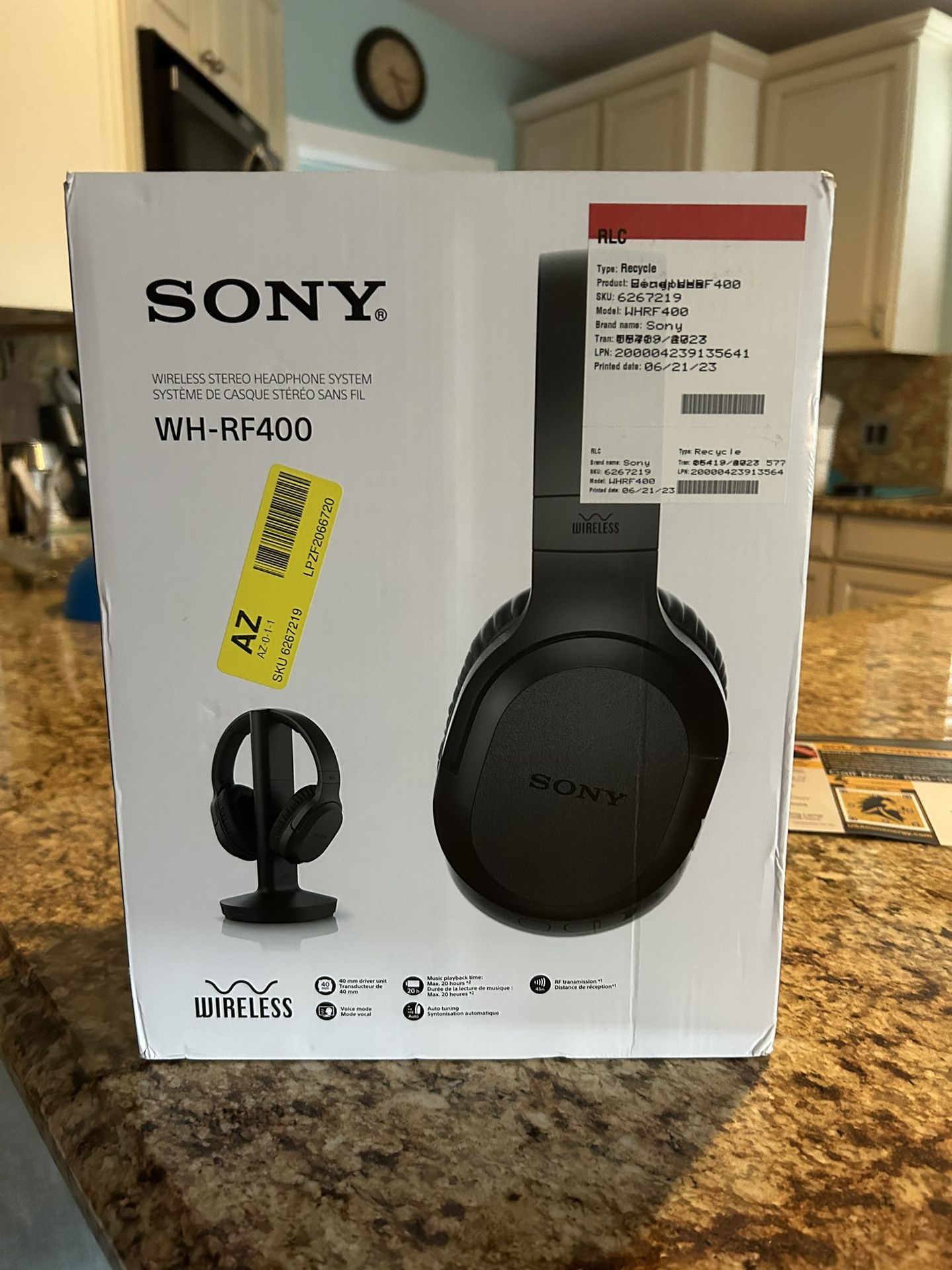 Sony Headphones- Noise Cancelling