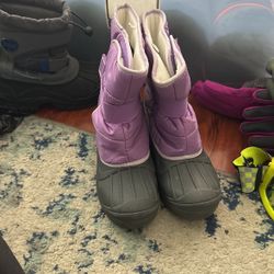 Girls Snow Boots Size 3