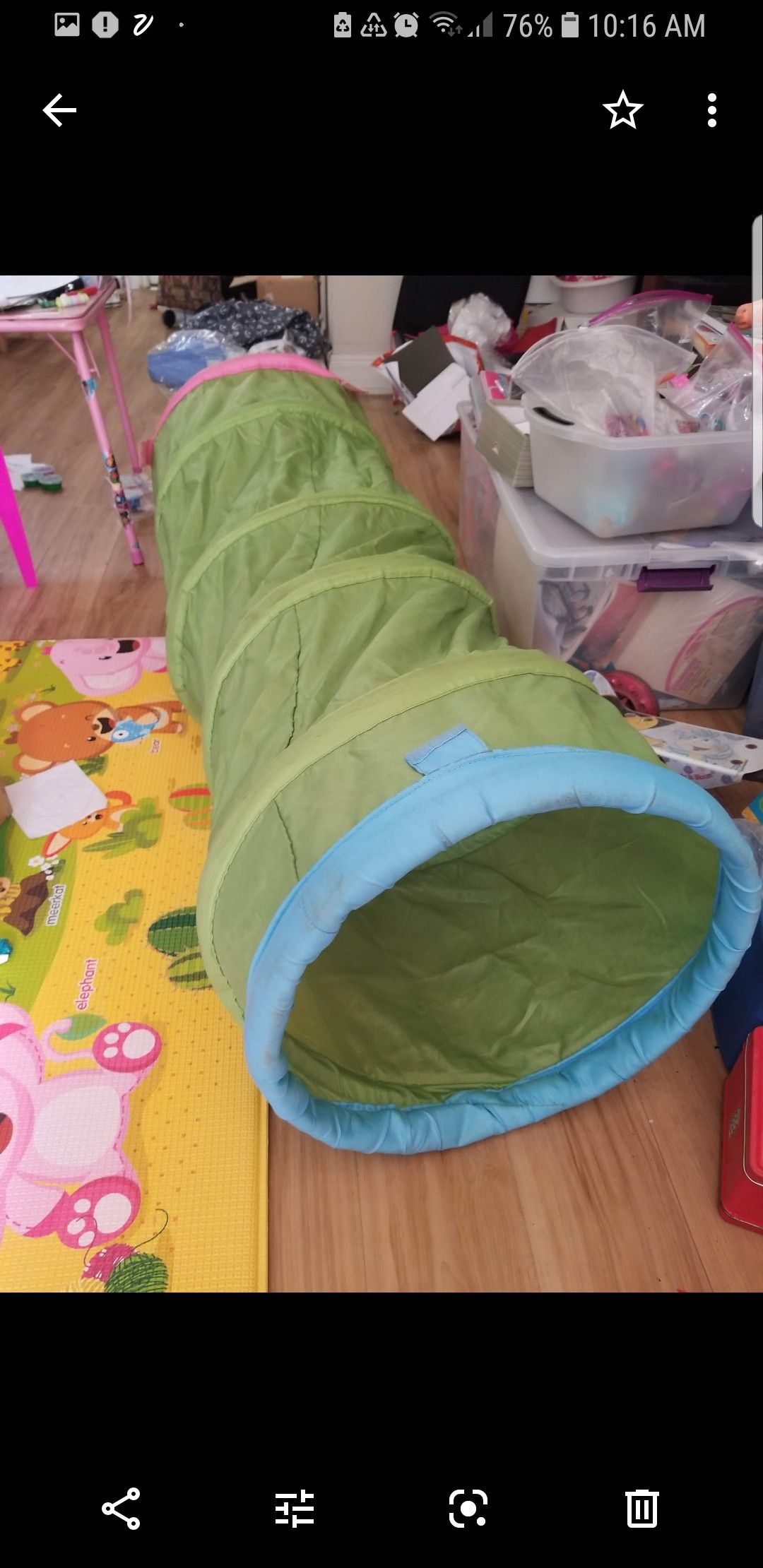Play tent