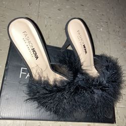 Fashion Nova Fur Heeled Sandals