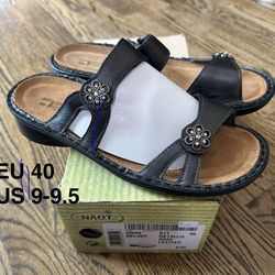 Naot Melody Sandals NIB Women EU 40 US 9-9.5 Metallic Gray Embellished Comfort Flats