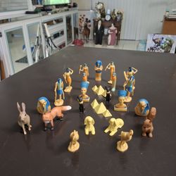 "NEW " 24 Pack Ancient Egyptian Miniature Action Model Figurines Myth Queen, Pharaoh, Pyramids, Mummy, Sphinx ETC Collectible 