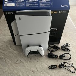  Play Station 5 Slim With All Cord New 