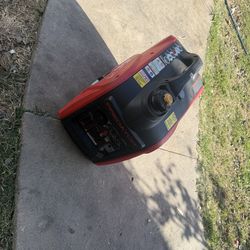 PREDATOR 2000 Watt SUPER QUIET Inverter Generator with CO SECURE