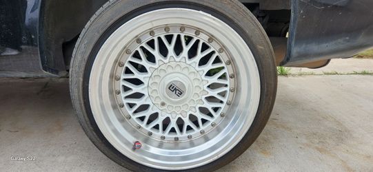 🔥 ASAP Sale: Staggered 17" ESM-002R Wheels w/ Nexen Tires! 🔥