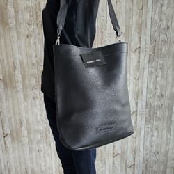 Kenneth Cole Bucket Bag