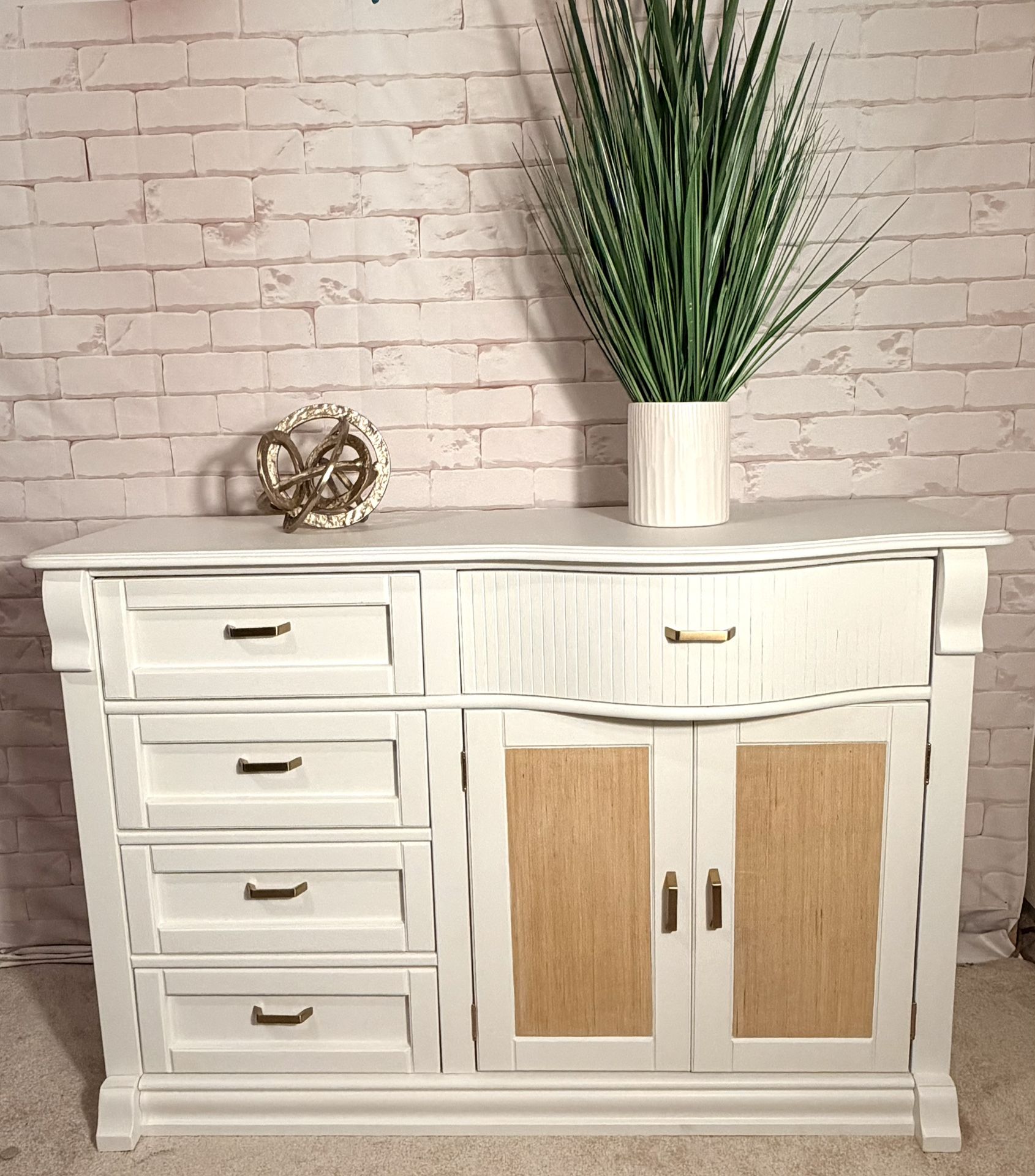 🌿 Modern Farmhouse Dresser & Nightstands Set 🌿