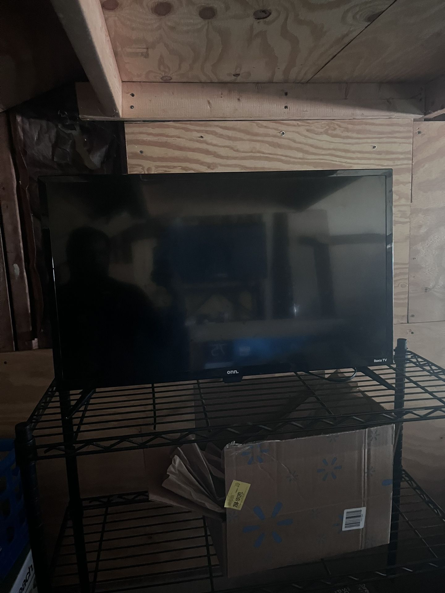 32” OnnRoku LED SmarTV 720p