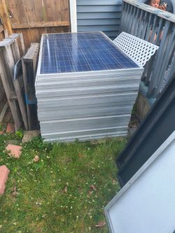Used 250 w solar panel good condition